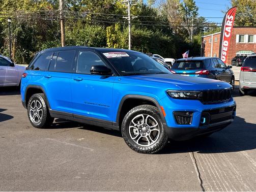 2022 Jeep Grand Cherokee 4xe Trailhawk
