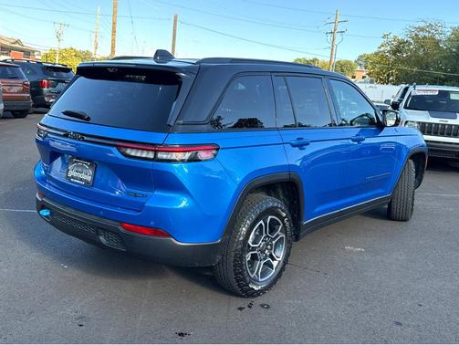 2022 Jeep Grand Cherokee 4xe Trailhawk