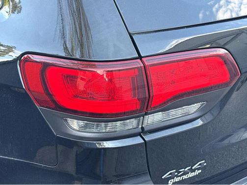 Diamond Black Crystal Pearlcoat 2020 Jeep Grand Cherokee Limited X