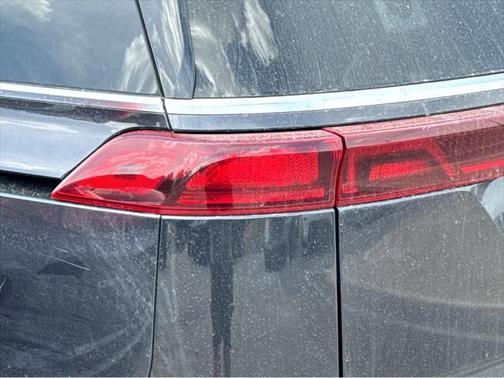 2022 Kia Carnival SX