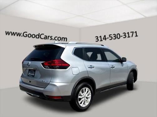 2017 Nissan Rogue SV