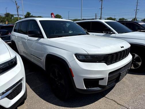 2022 Jeep Grand Cherokee L Altitude