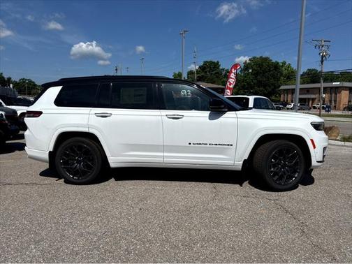 2025 Jeep Grand Cherokee L Summit Reserve