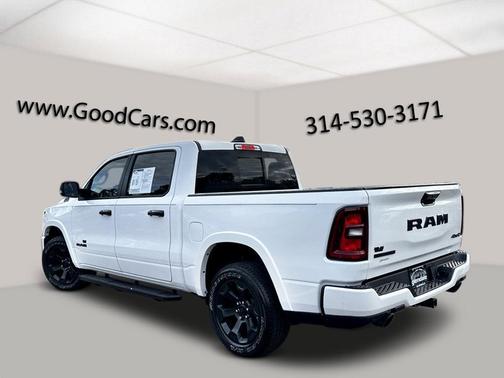 Bright White Clearcoat 2026 RAM 1500 Big Horn/Lone Star