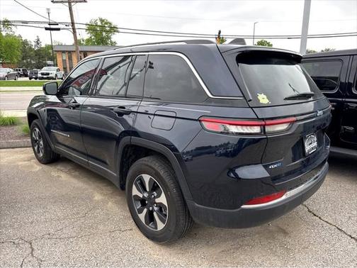 2022 Jeep Grand Cherokee 4xe Base