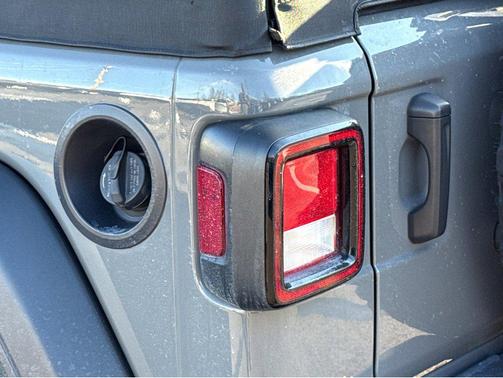 2022 Jeep Wrangler Willys