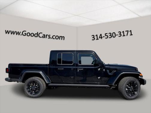 2025 Jeep Gladiator Nighthawk