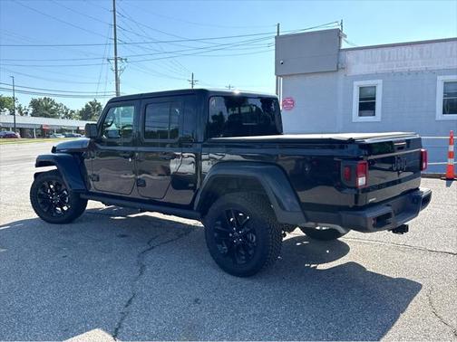2025 Jeep Gladiator Nighthawk
