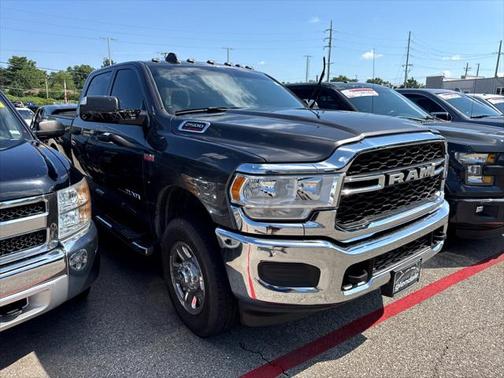 2021 RAM 2500 Tradesman Crew Cab 4x4 6'4' Box