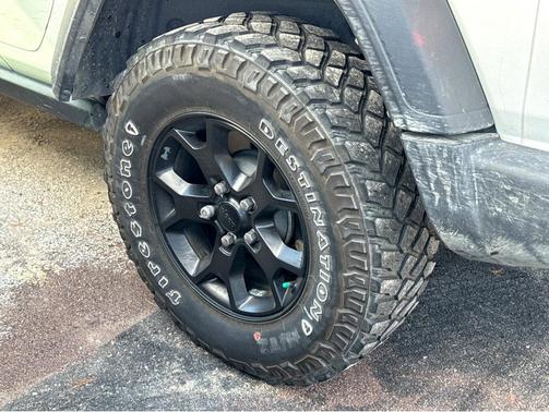 2023 Jeep Wrangler Willys