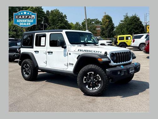 Bright White Clearcoat 2025 Jeep Wrangler 4xe Rubicon