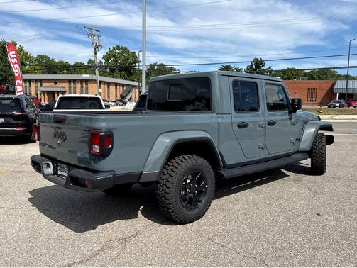 2025 Jeep Gladiator High Tide