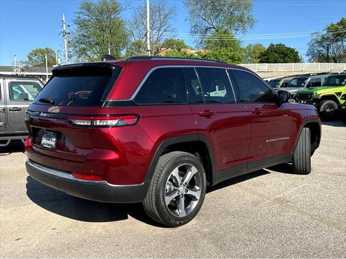 2022 Jeep Grand Cherokee 4xe Base
