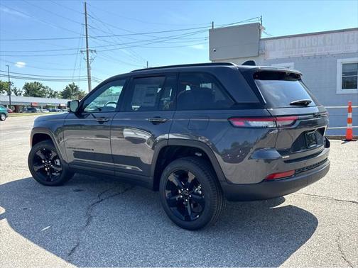 2025 Jeep Grand Cherokee Limited X