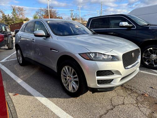 2017 Jaguar F-PACE 35t Prestige
