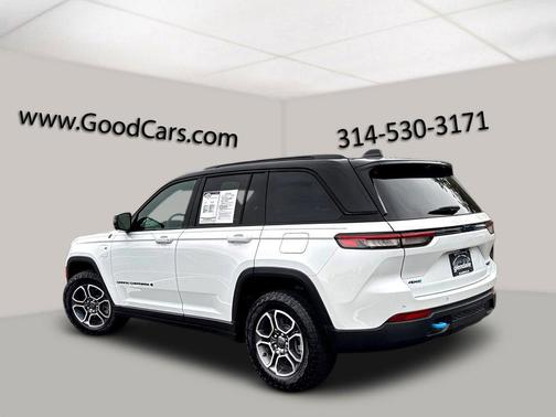 2022 Jeep Grand Cherokee 4xe Trailhawk