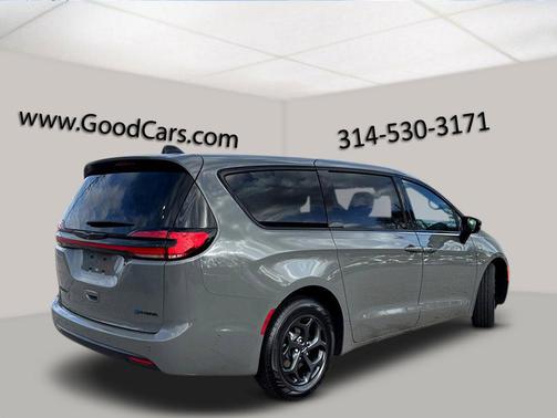 2023 Chrysler Pacifica Hybrid Limited