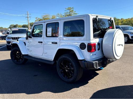 2022 Jeep Wrangler Unlimited 4xe Sahara