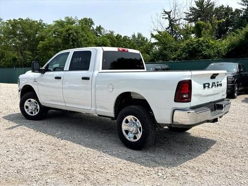 2025 RAM 2500 Tradesman Crew Cab 4x4 6'4' Box