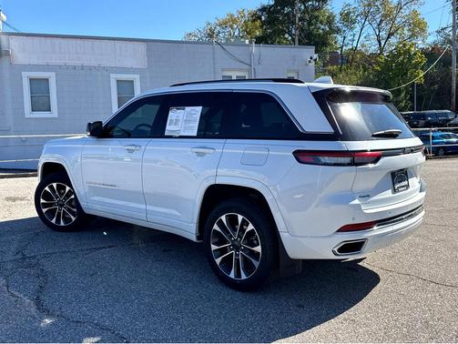 2023 Jeep Grand Cherokee Overland