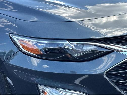 2021 Chevrolet Malibu FWD RS
