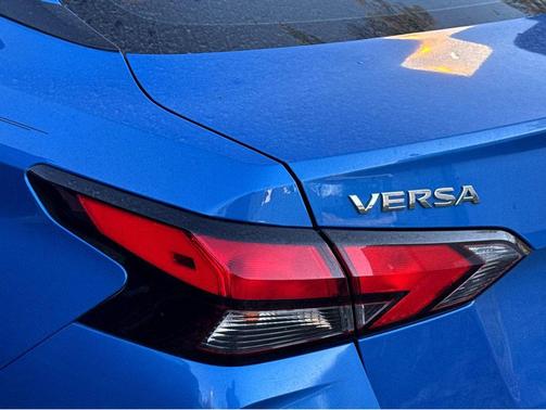 2021 Nissan Versa 1.6 SV