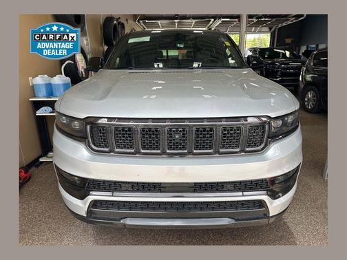 Silver Zynith 2024 Jeep Grand Wagoneer L Series II 4x4