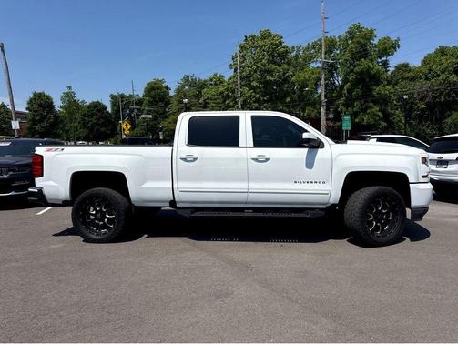 Summit White 2016 Chevrolet Silverado 1500 2LT