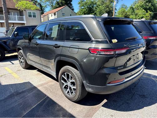 Rocky Mountain Pearlcoat 2024 Jeep Grand Cherokee Limited