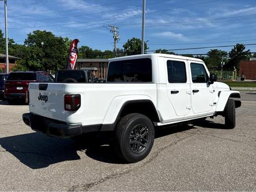 2025 Jeep Gladiator Sport S