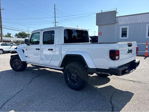 2025 Jeep Gladiator Sport S