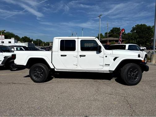 2025 Jeep Gladiator Sport S