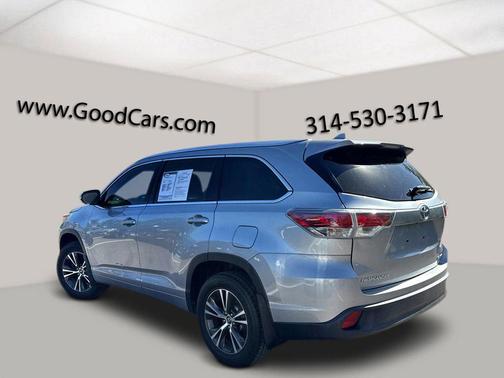 Silver Sky Metallic 2016 Toyota Highlander XLE