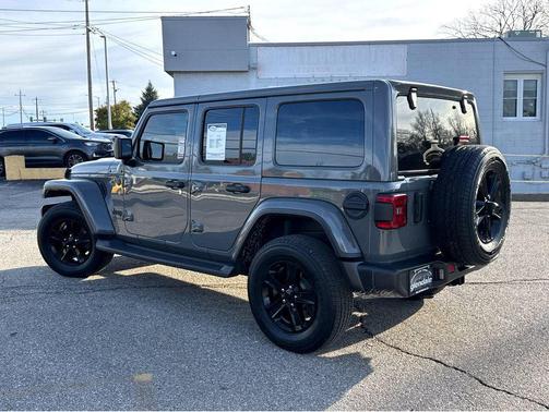 2021 Jeep Wrangler Unlimited Sahara
