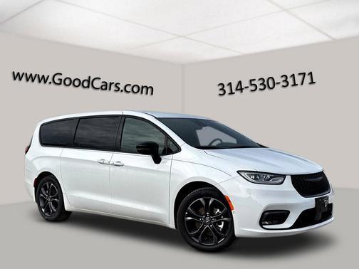 2026 Chrysler Pacifica L