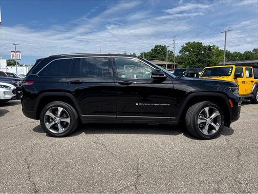 2023 Jeep Grand Cherokee 4xe Base