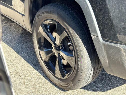 2023 Jeep Cherokee Altitude