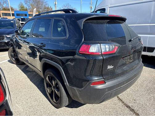 2023 Jeep Cherokee Altitude
