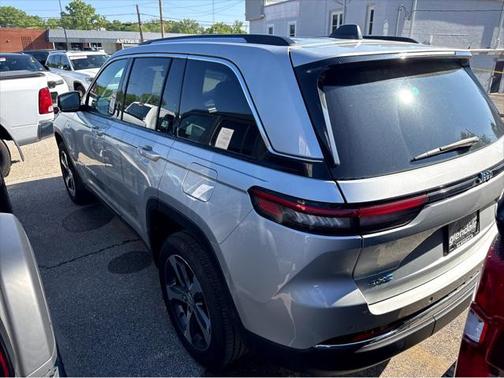 2023 Jeep Grand Cherokee 4xe Base