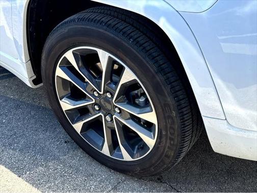 2024 Jeep Grand Cherokee 4xe Overland