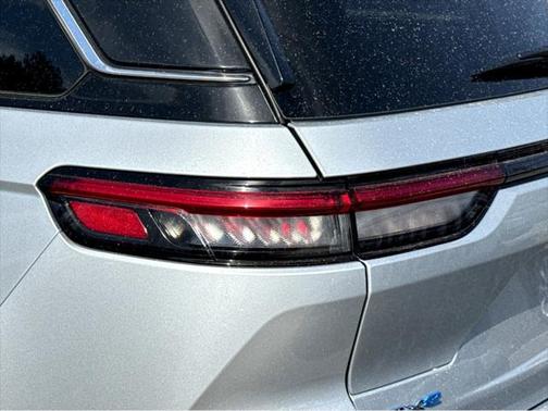 2022 Jeep Grand Cherokee 4xe Base