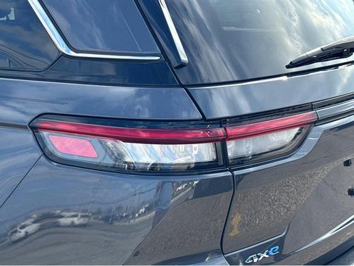 2022 Jeep Grand Cherokee 4xe Base