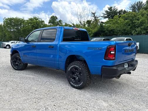 2025 RAM 1500 Warlock Crew Cab 4x4 5'7' Box