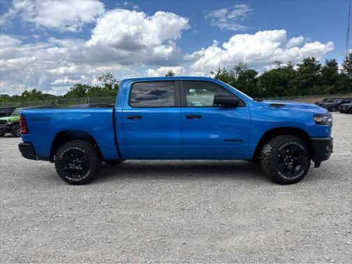 2025 RAM 1500 Warlock Crew Cab 4x4 5'7' Box