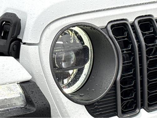 2026 Jeep Gladiator Mojave X