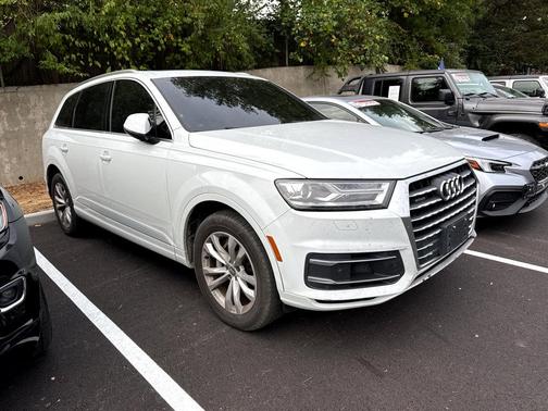 2017 Audi Q7 3.0T Premium