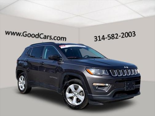Photo 1 of 25 of 2020 Jeep Compass Latitude