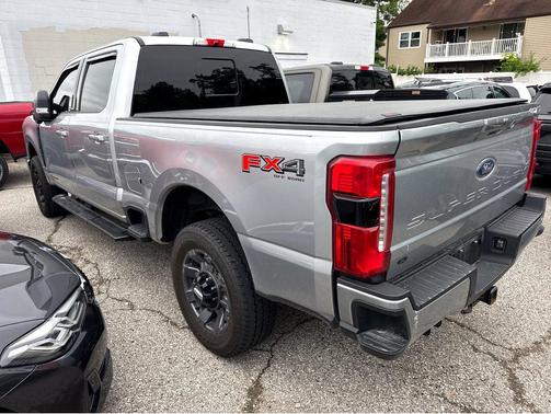 Iconic Silver Metallic 2024 Ford F-350 Lariat