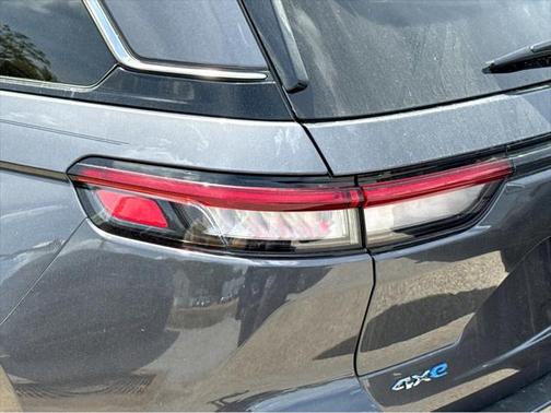 2022 Jeep Grand Cherokee 4xe Base