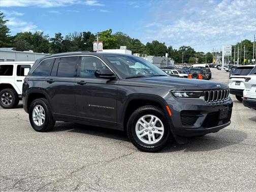 2023 Jeep Grand Cherokee Laredo